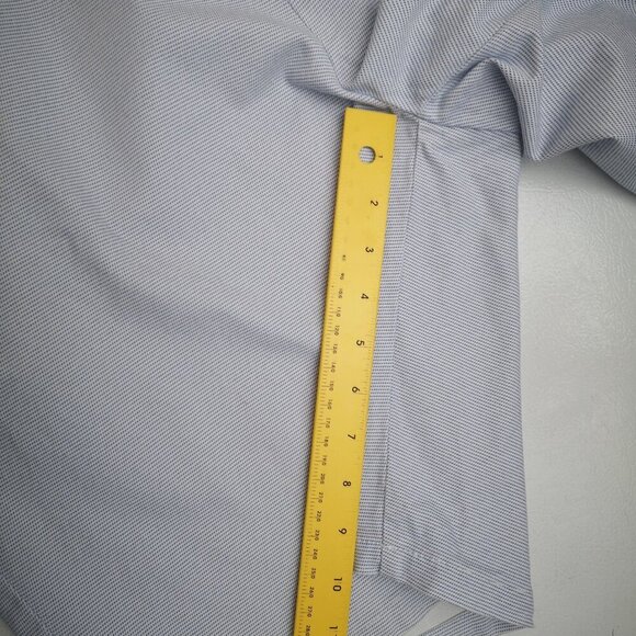 2 / $30.00 - Old Navy Ultimate Slim Men's Size 40 White w/ Blue Golf Shorts - Picture 10 of 10